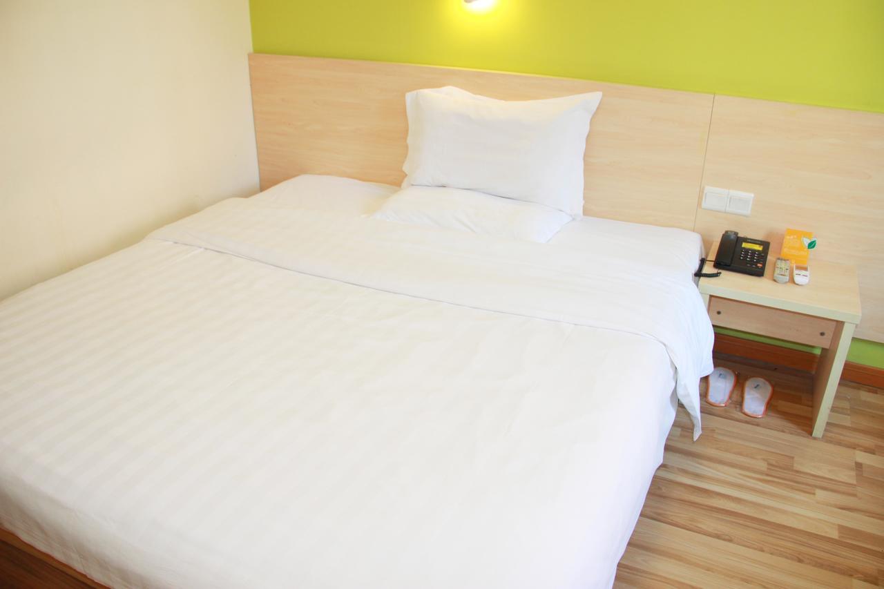 7Days Inn Huludao Xingcheng Hot Spring Street Εξωτερικό φωτογραφία